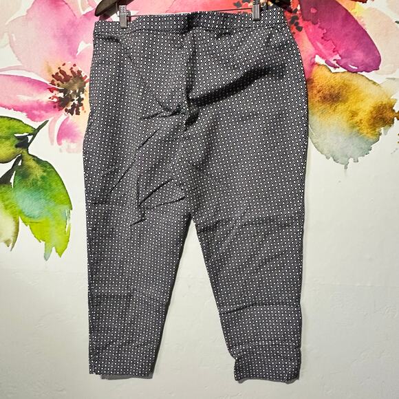 Vince Camuto Geometric Pattern Ankle Pants  Business Plus Size XL Pull Up - Picture 4 of 4